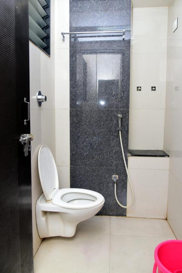 Nivant Lodge Solapur Exterior photo